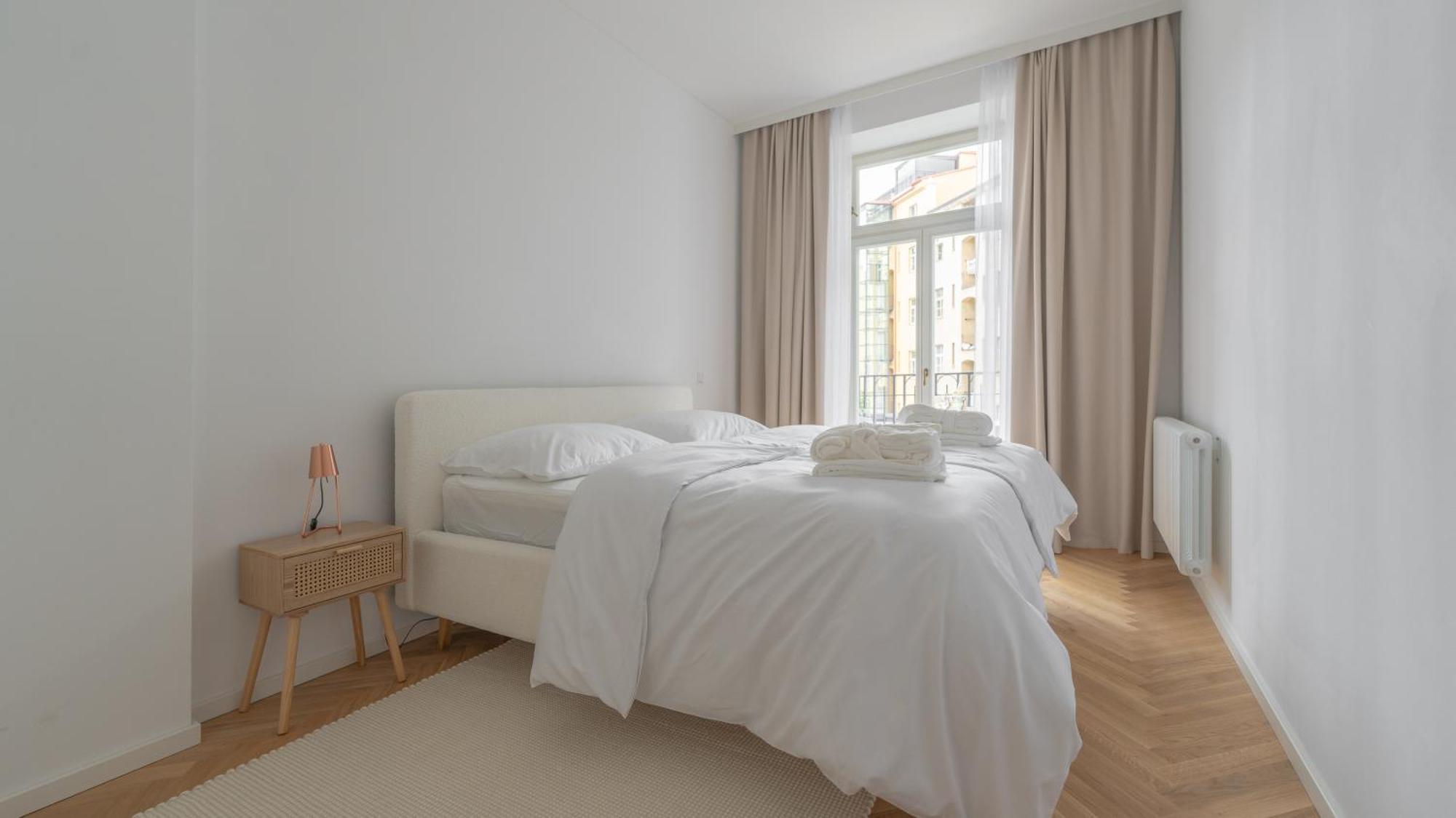 Appartement In The Clouds Letna - Luxury With Romantic Balconies In Quiet Centre Of *