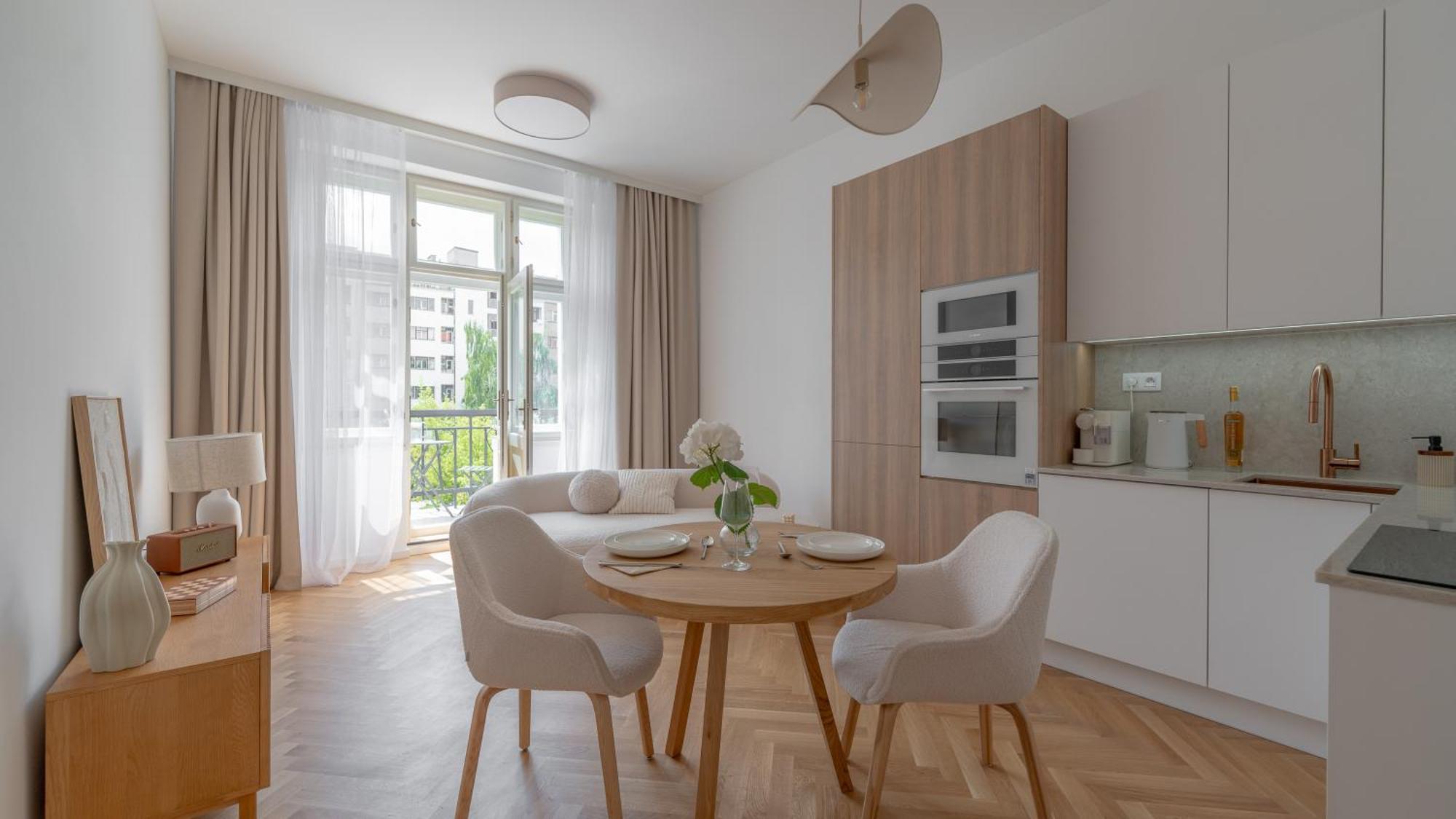 In The Clouds Letna - Luxury With Romantic Balconies In Quiet Centre Of Appartement Prague